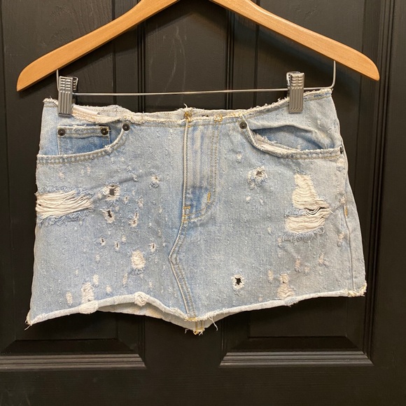 CARMAR denim low waisted skirt - Picture 1 of 2